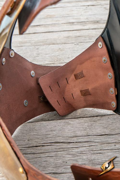 Brustpanzer beleuchten Messing