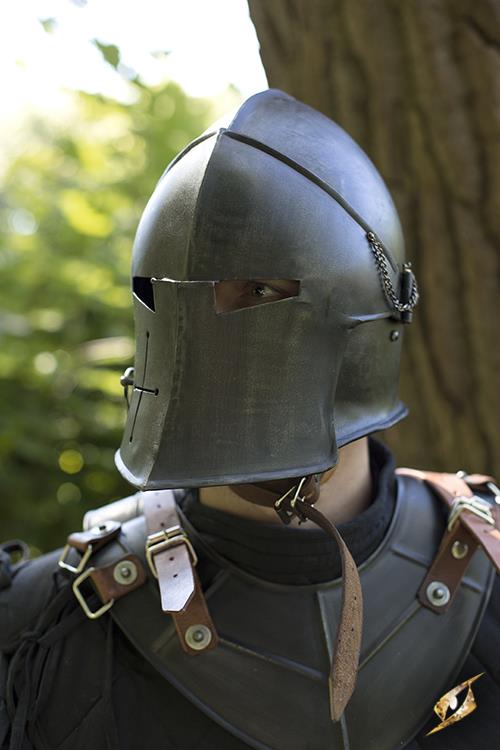 Helm Visored Barbuta Epic Dark