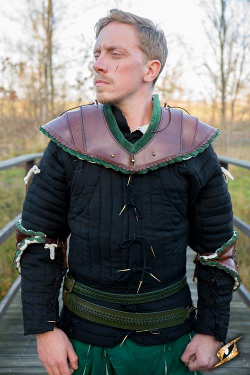 Noble Leather Gorget Green