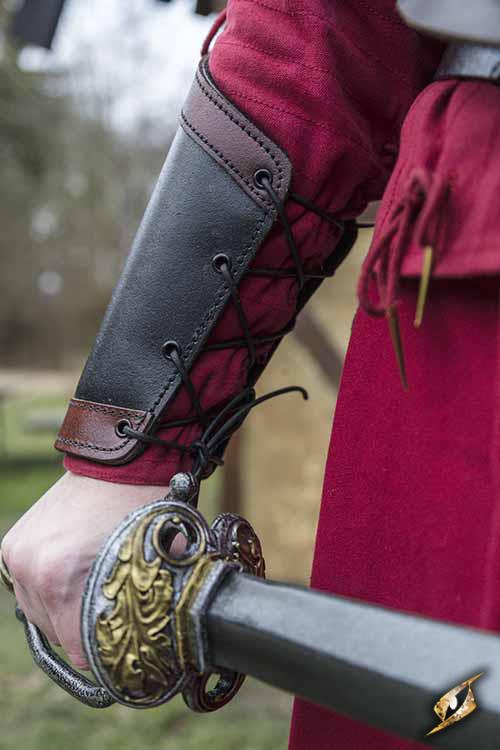 Warrior Bracers Black/Red