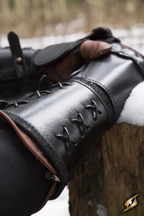 Leather Gauntlet Right Hand Black