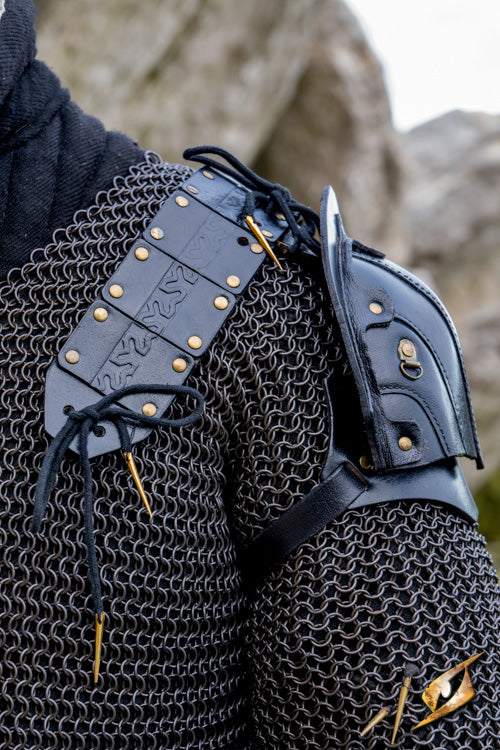 Leather Shoulder Armour Woodsman Black