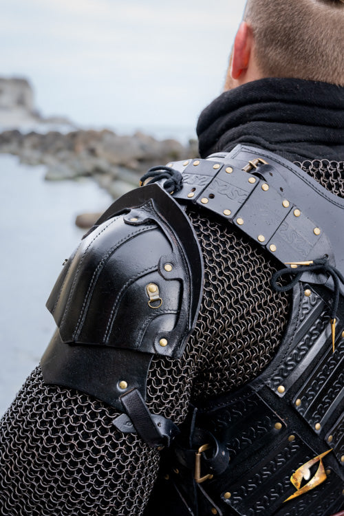 Leather Shoulder Armour Woodsman Black