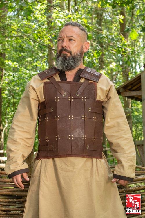 Larp Fighter Lederrüstung Fighter braun – Dein Larp Shop