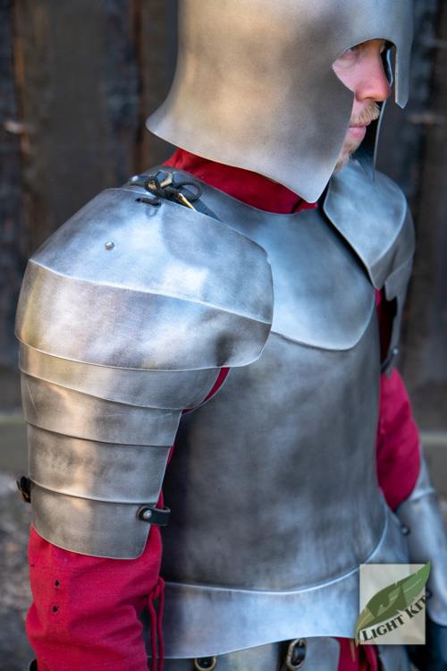 Palace Guard Pauldrons Steel