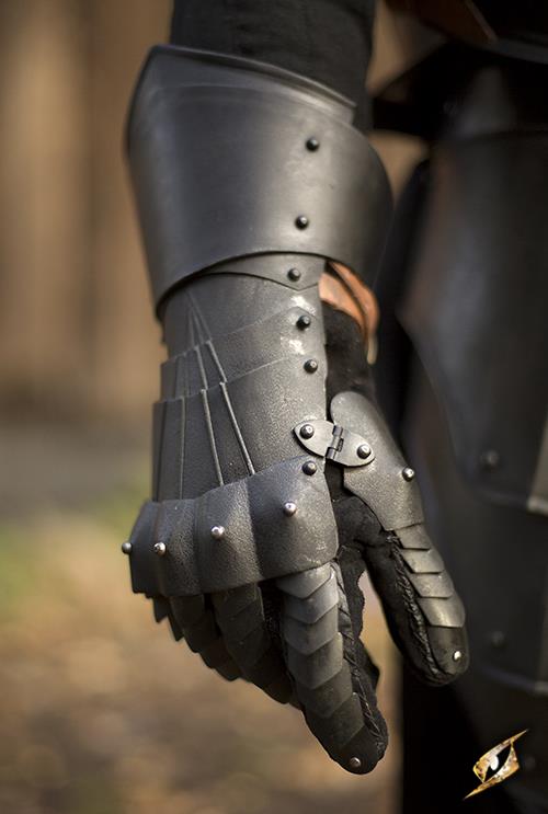 ConQuest Undead Gauntlets Burnished