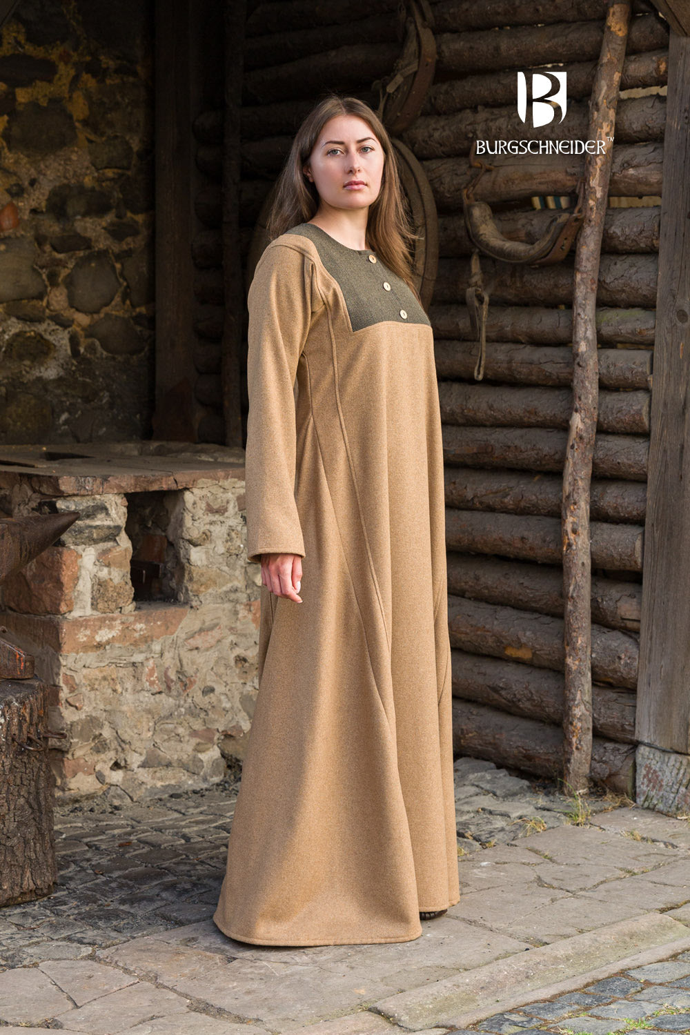 Rus Kleid Jadwiga  Camel-Beig