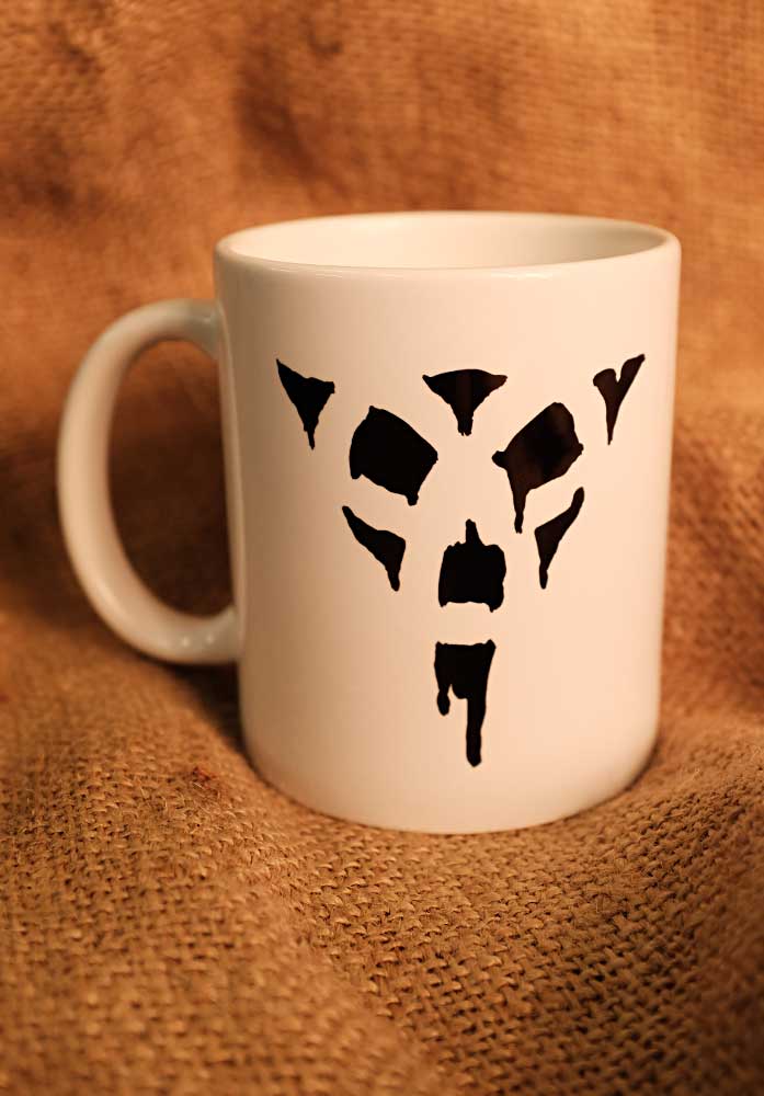 Mythodea Tasse Ölige Pestilenz