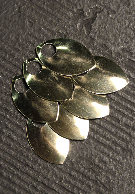 Large Scales 35mm Shiny Gold