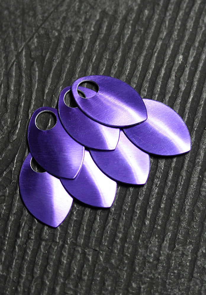 Medium Scales 28mm Purple