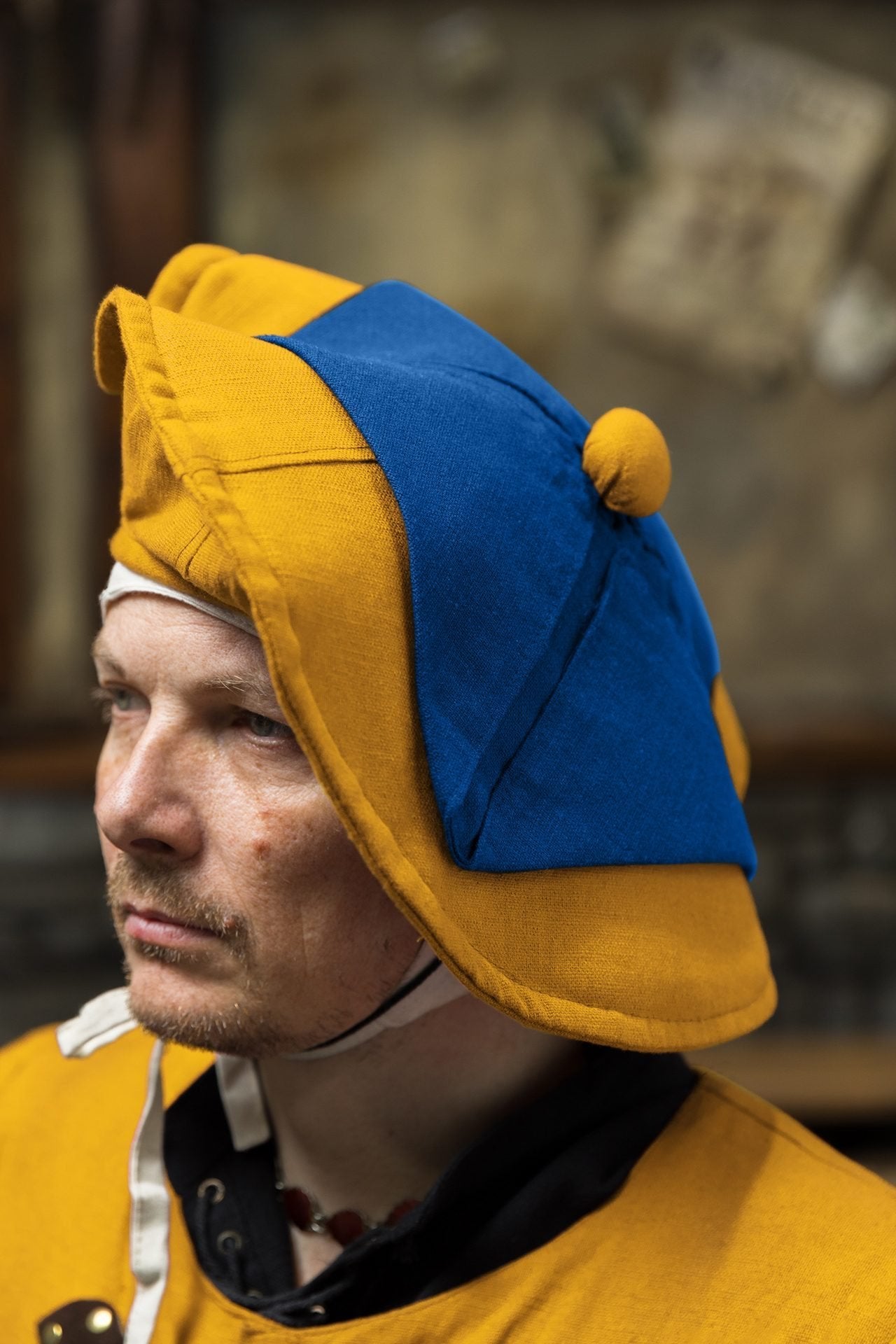 Warhammer Armoury Imperial Hat Type C Yellow/Blue