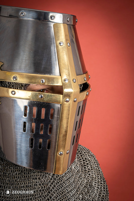 Crusader Great Helmet 1,6mm with Brass