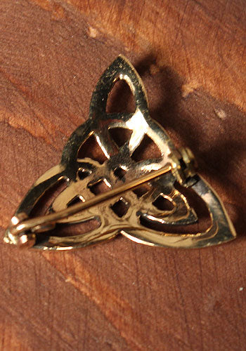 Celtic Brooch Trisana Bronze