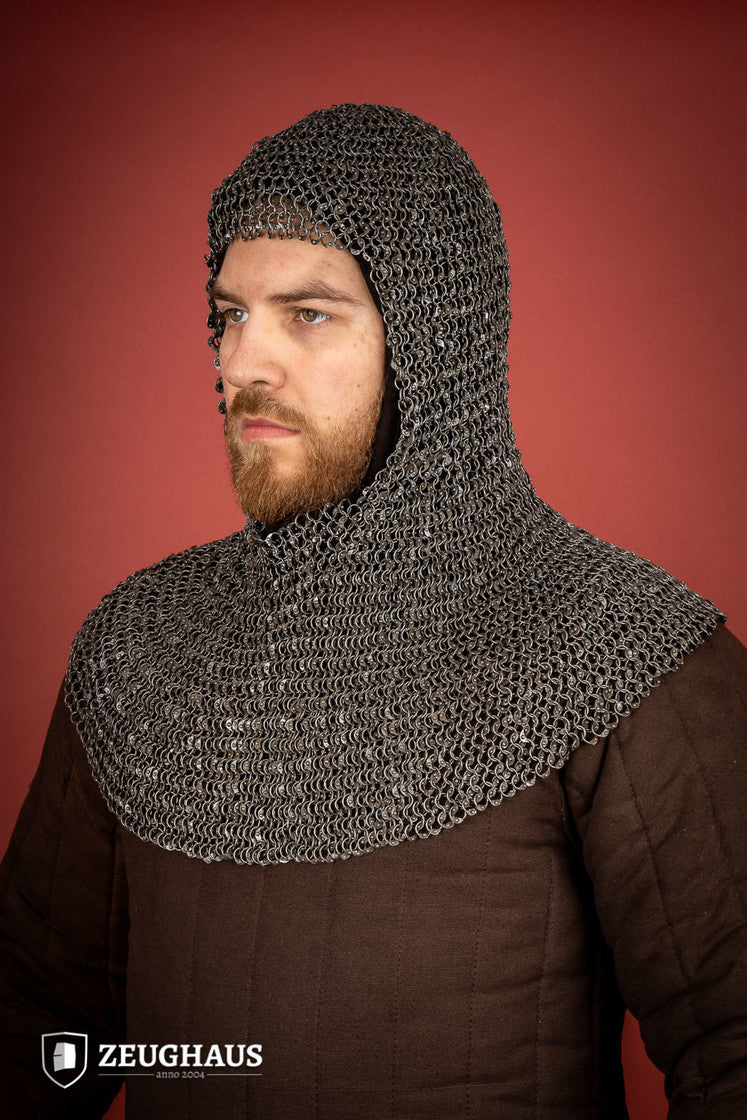 Roundring Riveted Chainmail Hood 8 mm steel oiled B-Stock