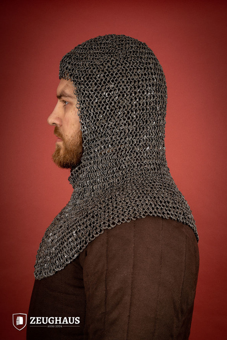 Roundring Riveted Chainmail Hood 8 mm steel oiled B-Stock