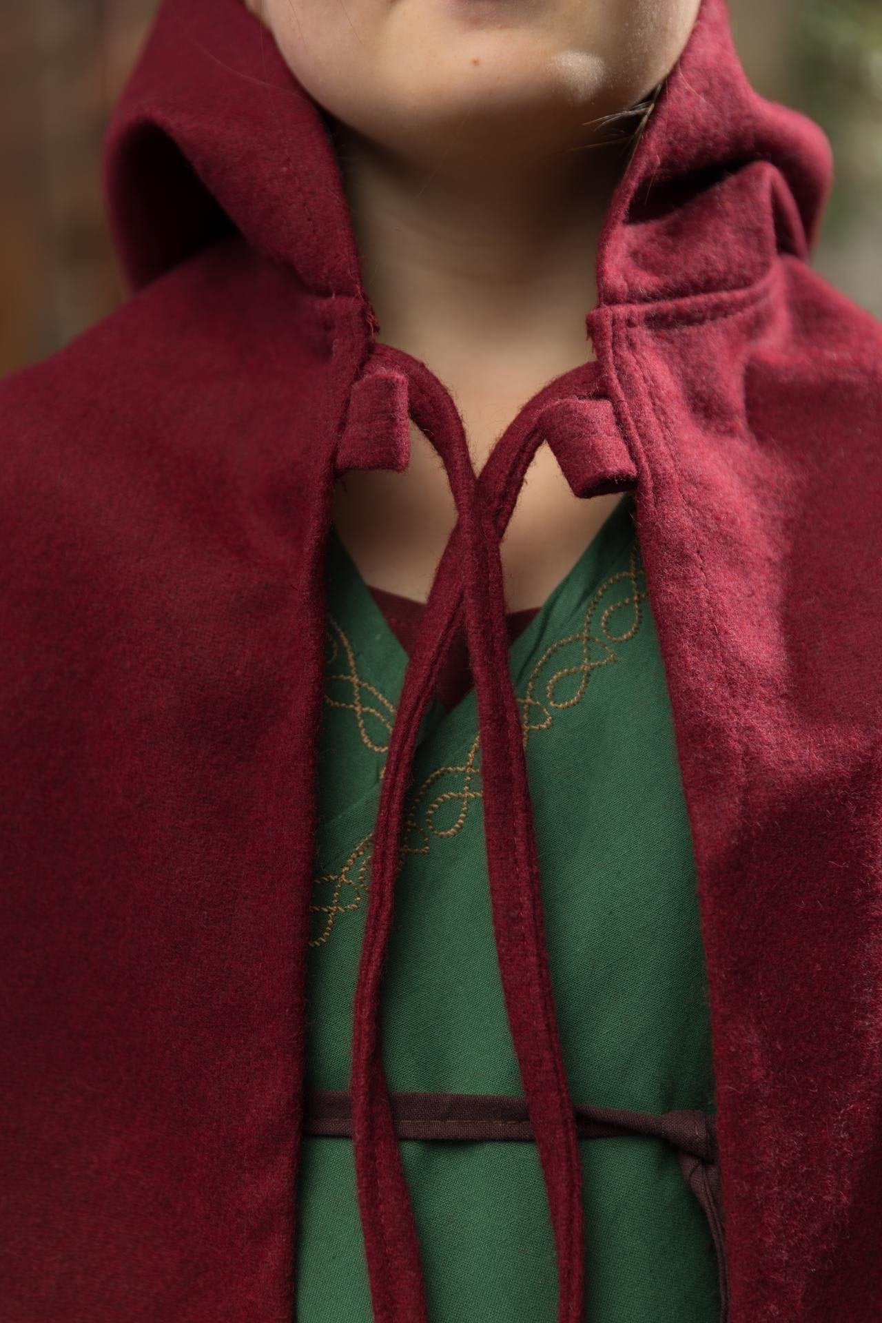 Children's Cape Leanaa Red