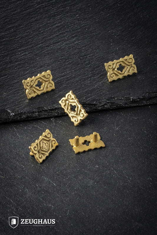 Quatrefoil Studs Belt Mount 5 pcs. Brass B-Stock